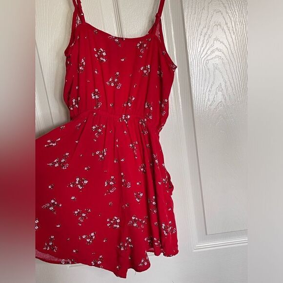H&M red floral romper size 0 - Picture 6 of 6